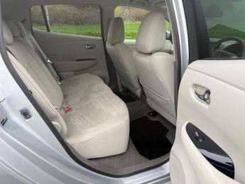 Nissan Leaf 24kWh Auto 5dr