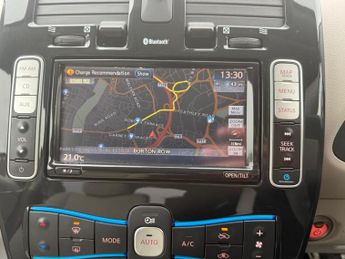 Nissan Leaf 24kWh Auto 5dr