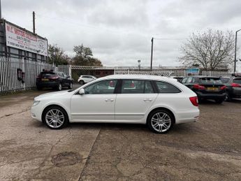 Skoda Superb 2.0 TDI Elegance DSG 4WD Euro 5 5dr