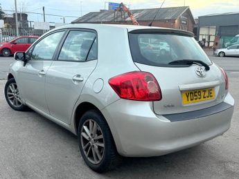 Toyota Auris 1.33 VVT-i TR (s/s) 5dr