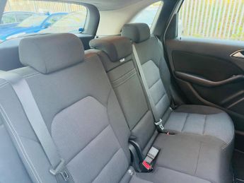 Mercedes-Benz B Class 1.6 B180 BlueEfficiency Sport MPV 5dr Petrol 7G-DCT Euro 5 (s/s)