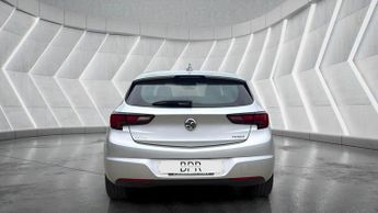 Vauxhall Astra 1.4i Turbo SRi Nav Auto Euro 6 (s/s) 5dr