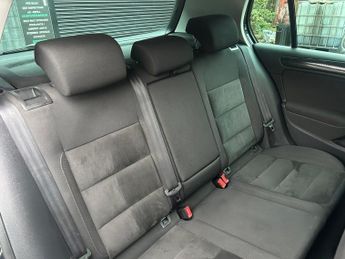 Volkswagen Golf 2.0 TDI BlueMotion Tech GT Euro 5 (s/s) 5dr