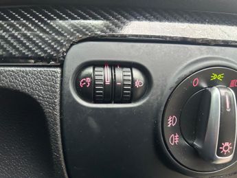 Volkswagen Golf 2.0 TDI BlueMotion Tech GT Euro 5 (s/s) 5dr