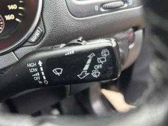 Volkswagen Golf 2.0 TDI BlueMotion Tech GT Euro 5 (s/s) 5dr