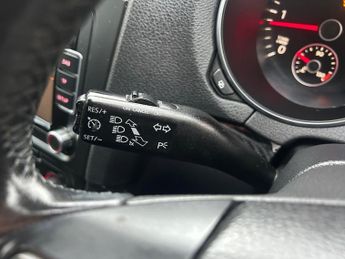 Volkswagen Golf 2.0 TDI BlueMotion Tech GT Euro 5 (s/s) 5dr