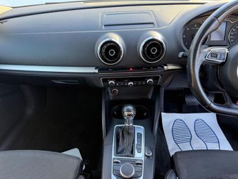 Audi A3 1.6 TDI S line Sportback S Tronic Euro 5 (s/s) 5dr