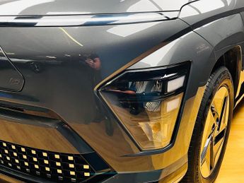 Hyundai KONA 65.4kWh Advance Auto 5dr