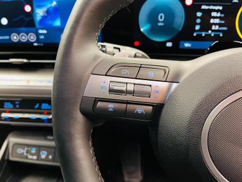 Hyundai KONA 65.4kWh Advance Auto 5dr