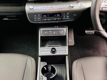 Hyundai KONA 65.4kWh Advance Auto 5dr