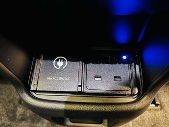 Hyundai KONA 65.4kWh Advance Auto 5dr