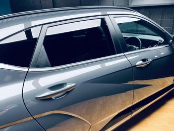 Hyundai KONA 65.4kWh Advance Auto 5dr