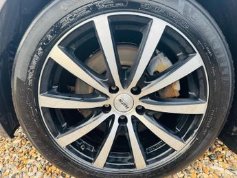 Jaguar XF 2.0d Portfolio Auto Euro 6 (s/s) 4dr