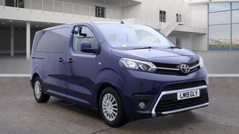 Toyota Proace 1.5D Shuttle Medium MPV 5dr Diesel Manual MWB Euro 6 (s/s) (9 Se