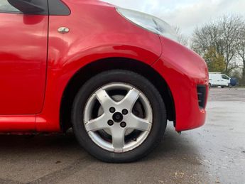 Peugeot 107 1.0 12V Verve Euro 4 5dr