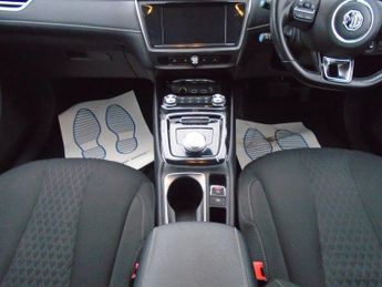 MG MG5 61.1kWh Excite Long Range Auto 5dr