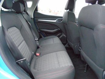 MG MG ZS 72.6kWh SE Long Range Auto 5dr