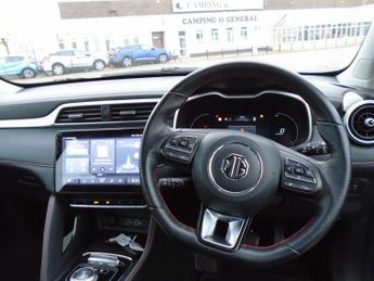 MG MG ZS 72.6kWh SE Long Range Auto 5dr