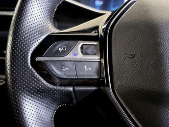 Peugeot E-208 50kWh GT Auto 5dr