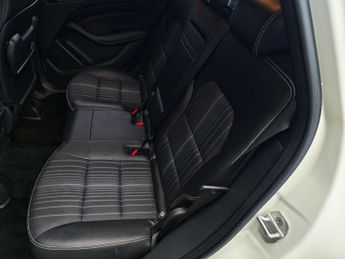 Mercedes-Benz B Class 1.6 B180 BlueEfficiency Sport MPV 5dr Petrol 7G-DCT Euro 5 (s/s)