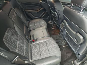 Mercedes-Benz B Class 1.6 B180 BlueEfficiency Sport MPV 5dr Petrol 7G-DCT Euro 5 (s/s)