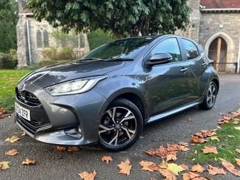 Toyota Yaris 1.5 VVT-h Design E-CVT Euro 6 (s/s) 5dr