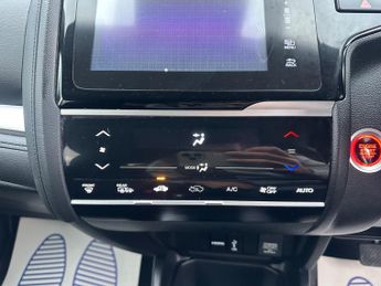 Honda Jazz 1.3 i-VTEC EX Navi CVT Euro 6 (s/s) 5dr