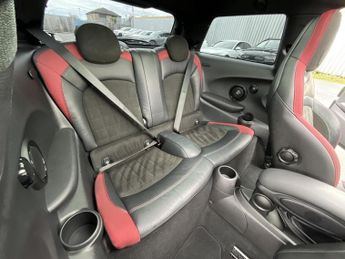 Mini Hatch JOHN COOPER WORKS AUTO