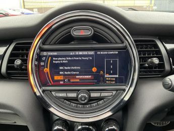 Mini Hatch JOHN COOPER WORKS AUTO