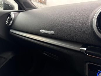 Audi A3 1.5 TFSI CoD Black Edition Sportback S Tronic Euro 6 (s/s) 5dr