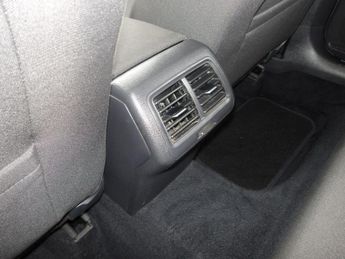 Volkswagen Golf 1.6 TDI SE Nav DSG Euro 6 (s/s) 5dr