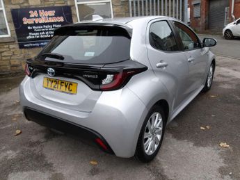 Toyota Yaris 1.5 VVT-h Icon E-CVT Euro 6 (s/s) 5dr