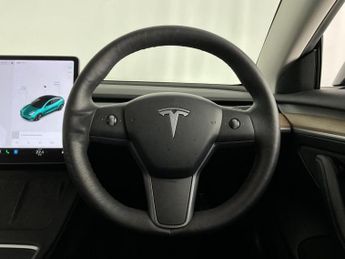 Tesla Model 3 Standard Range Plus Auto RWD 4dr
