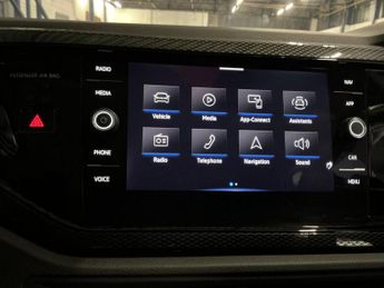 Volkswagen Polo 1.0 TSI Life DSG Euro 6 (s/s) 5dr