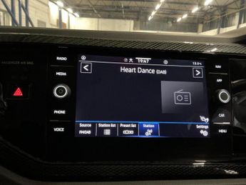 Volkswagen Polo 1.0 TSI Life DSG Euro 6 (s/s) 5dr