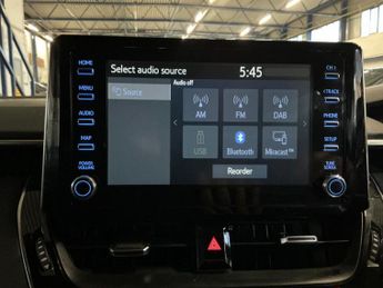 Suzuki Swace 1.8h SZ5 CVT Euro 6 (s/s) 5dr