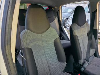 Toyota AYGO 1.0 VVT-i Fire MultiMode Euro 5 5dr (a/c)