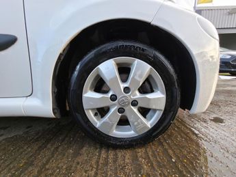 Toyota AYGO 1.0 VVT-i Fire MultiMode Euro 5 5dr (a/c)