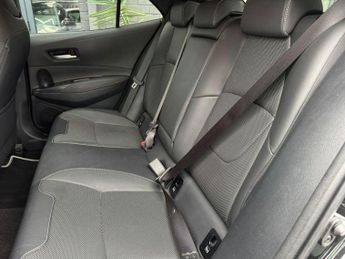 TOYOTA COROLLA 1.8 VVT-h GPF Excel Hatchback 5dr Petrol Hybrid CVT Euro 6 (s/s)