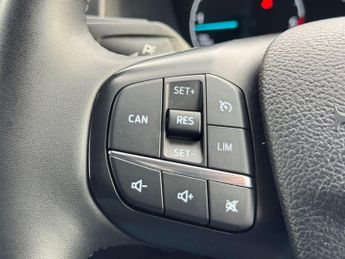 Ford Transit Custom 2.0 320 EcoBlue Limited Crew Van Auto L2 H1 Euro 6 5dr