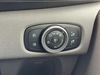 Ford Transit Custom 2.0 320 EcoBlue Limited Crew Van Auto L2 H1 Euro 6 5dr