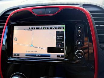 Renault Captur 1.2 TCe ENERGY Signature Nav Auto Euro 6 (s/s) 5dr