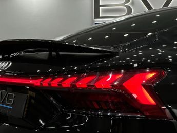 Audi e-tron GT 93.4kWh Auto quattro 4dr