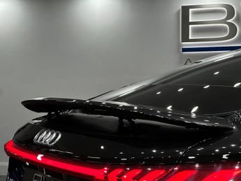 Audi e-tron GT 93.4kWh Auto quattro 4dr
