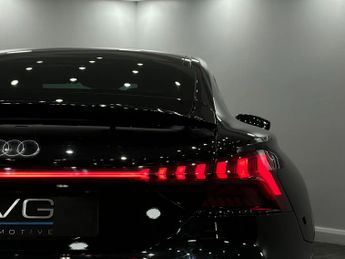 Audi e-tron GT 93.4kWh Auto quattro 4dr