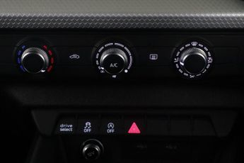 Audi A1 1.0 TFSI 30 S line Sportback S Tronic Euro 6 (s/s) 5dr