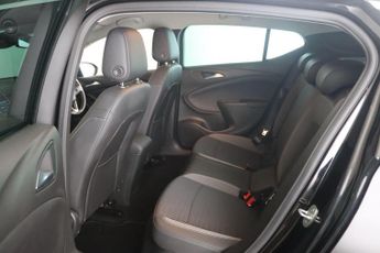 Vauxhall Astra 1.2 Turbo Griffin Edition Euro 6 (s/s) 5dr