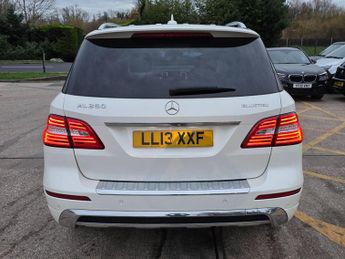 Mercedes-Benz M Class 2.1 ML250 BlueTEC AMG Sport G-Tronic 4WD Euro 6 (s/s) 5dr