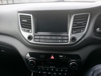 Hyundai TUCSON 1.7 CRDi Blue Drive SE Nav DCT Euro 6 (s/s) 5dr