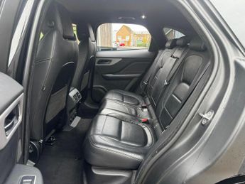 Jaguar F-PACE 2.0 D180 R-Sport Auto Euro 6 (s/s) 5dr